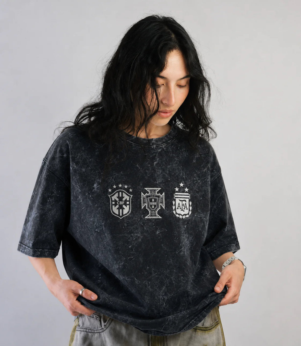 WEAR THE LEGEND! THREE ICONS OVERSIZED UNISEX TEE!