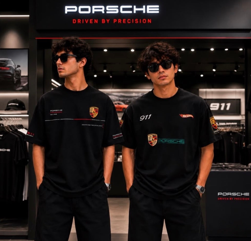*COMBO OFFER*
Porsche 911 Heritage Black + Porsche 911 Oversized Tee Black